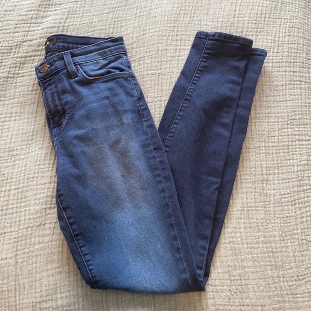 Gorgeous dark wash j brand skinny jeans